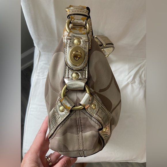Coach Carly Signature C Hobo Bag Tan & Brown Canvas Gold Tone Hardware - Picture 11 of 16